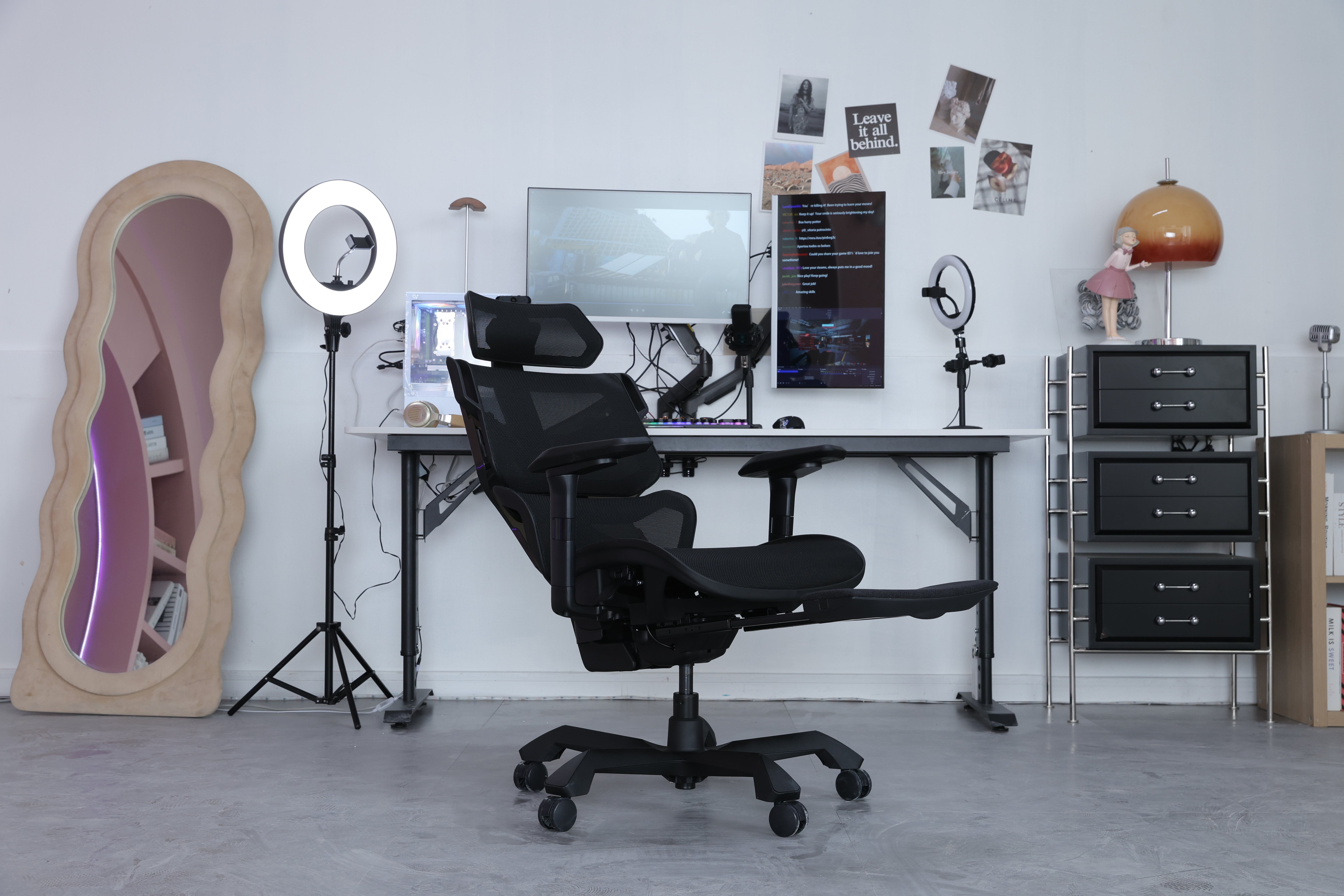 Picture showing a TGIF Ace Home black in front of a setup